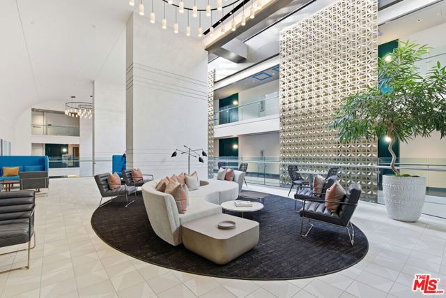 400 S Broadway 913, Los Angeles, CA 90013