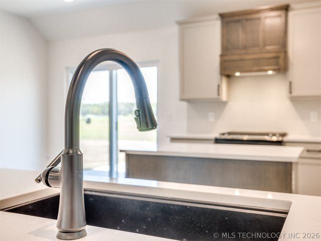 6029 E 123rd Street S, Bixby, OK 74008