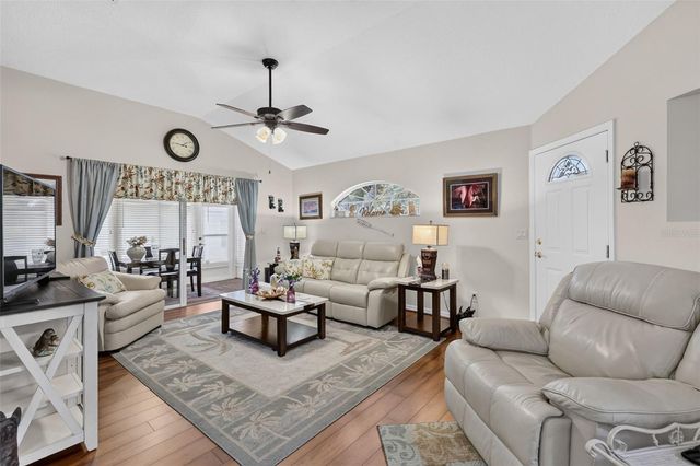5704 KING JAMES AVENUE, Leesburg, FL 34748
