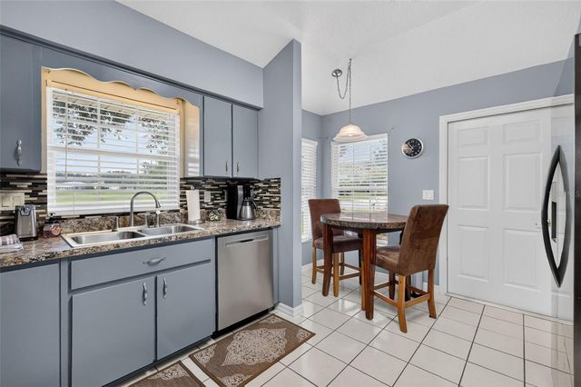 5704 KING JAMES AVENUE, Leesburg, FL 34748