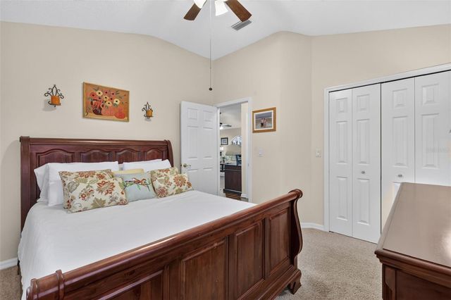 5704 KING JAMES AVENUE, Leesburg, FL 34748