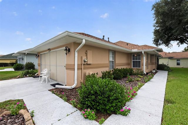 5704 KING JAMES AVENUE, Leesburg, FL 34748