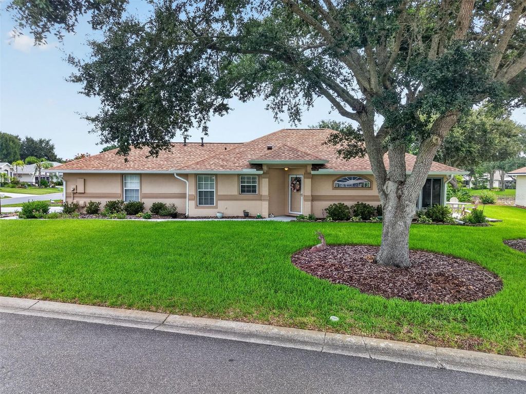 5704 KING JAMES AVENUE, Leesburg, FL 34748