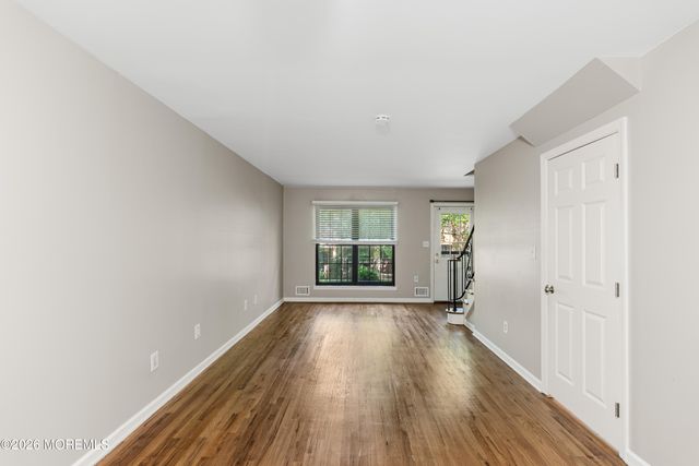 321 Spring Street 9, Red Bank, NJ 07701