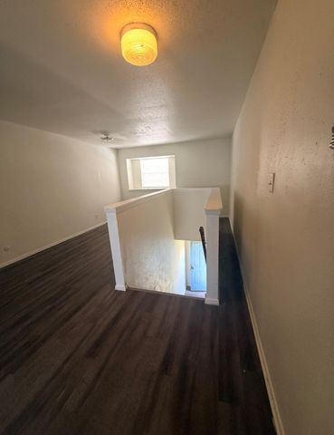 928 Postoffice 16, Galveston, TX 77550