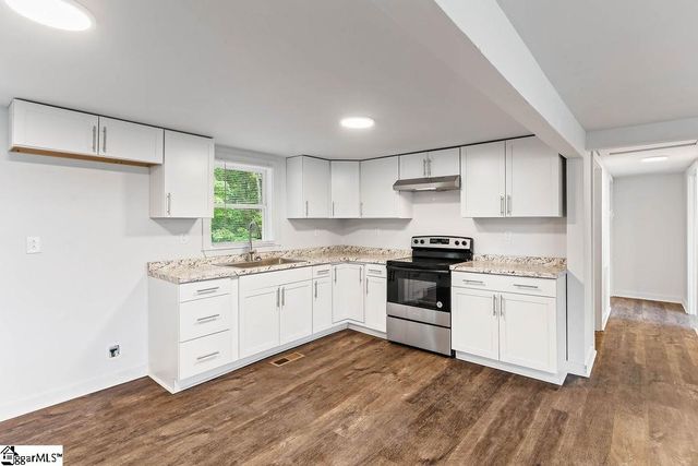 307 Old English Road, Union, SC 29379