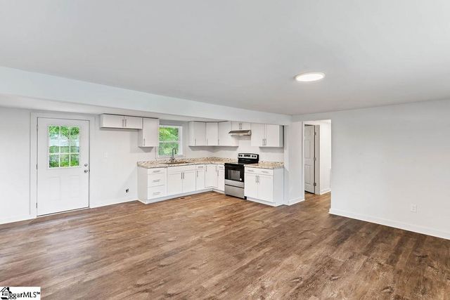 307 Old English Road, Union, SC 29379