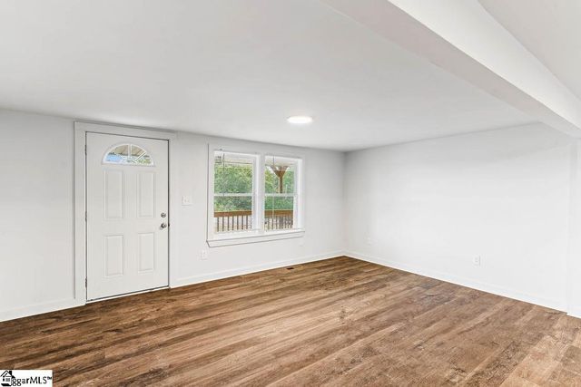 307 Old English Road, Union, SC 29379