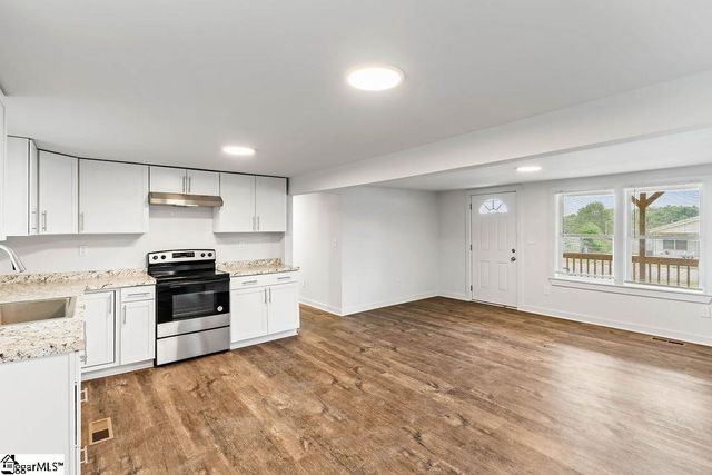 307 Old English Road, Union, SC 29379