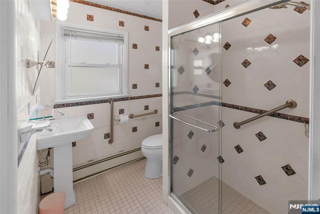 90 Cedar Street, Ridgefield Park, NJ 07660