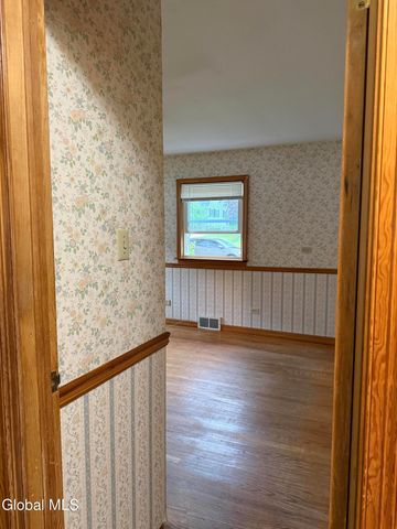 11 Alvina Boulevard, Guilderland, NY 12203