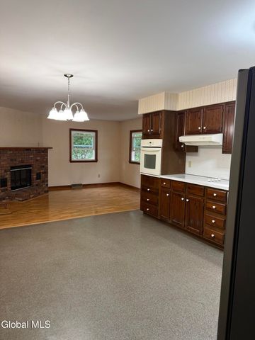 11 Alvina Boulevard, Guilderland, NY 12203
