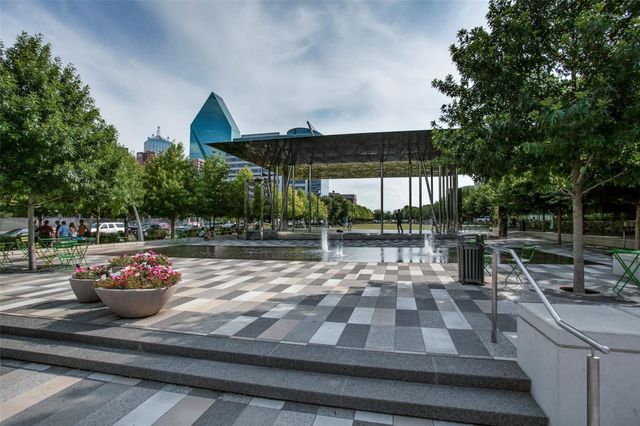 2950 McKinney Avenue 204, Dallas, TX 75204