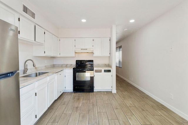 1930 E Inverness Avenue, Mesa, AZ 85204