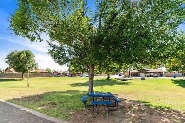 1930 E Inverness Avenue, Mesa, AZ 85204