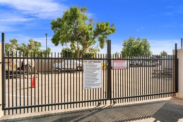 1930 E Inverness Avenue, Mesa, AZ 85204