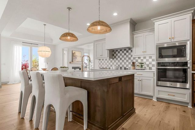 17620 High Street, Overland Park, KS 66085