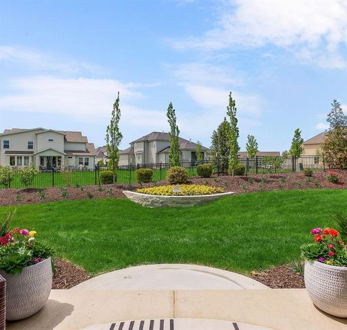 17620 High Street, Overland Park, KS 66085
