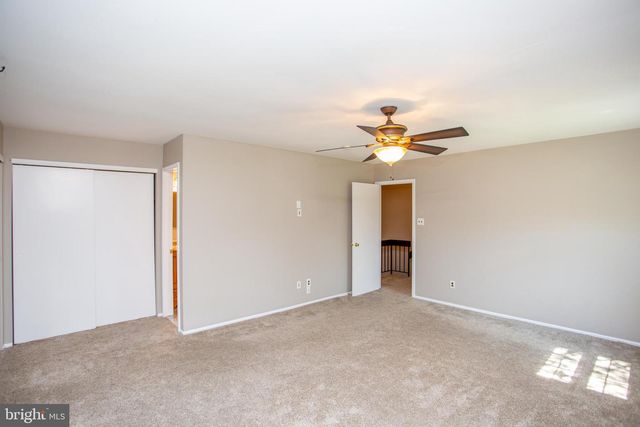 24 SANDY RIDGE DR, Doylestown, PA 18901