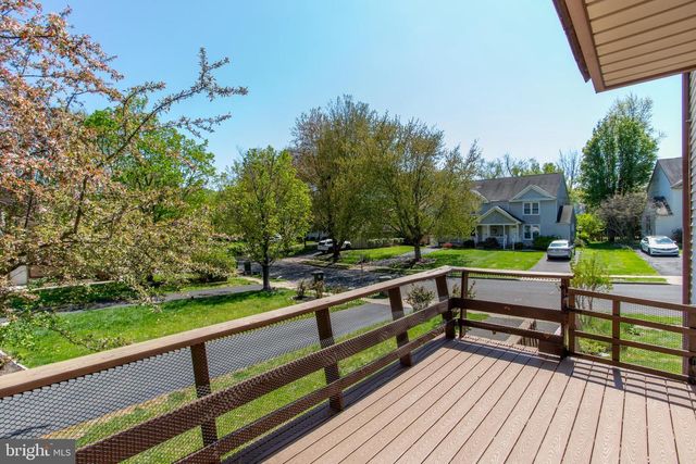 24 SANDY RIDGE DR, Doylestown, PA 18901