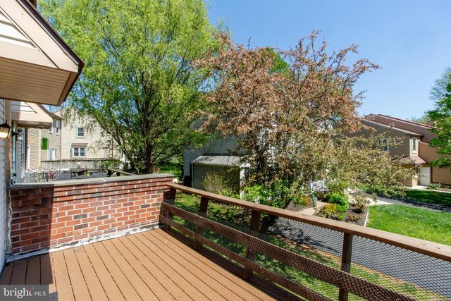 24 SANDY RIDGE DR, Doylestown, PA 18901