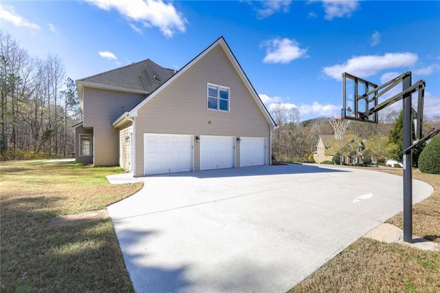 1990 Silverstone Drive, Lawrenceville, GA 30045