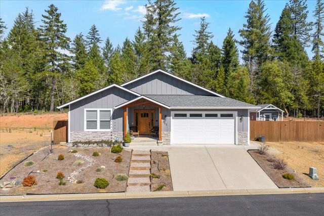 353 Cedar Ridge Drive, Cave Junction, OR 97523