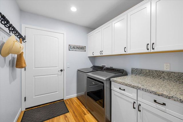 353 Cedar Ridge Drive, Cave Junction, OR 97523