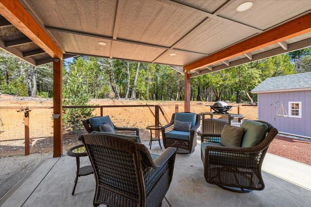 353 Cedar Ridge Drive, Cave Junction, OR 97523