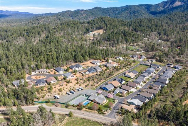 353 Cedar Ridge Drive, Cave Junction, OR 97523