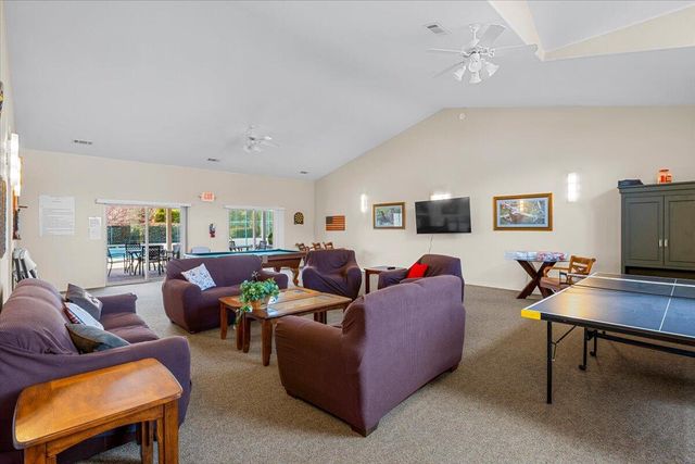 353 Cedar Ridge Drive, Cave Junction, OR 97523