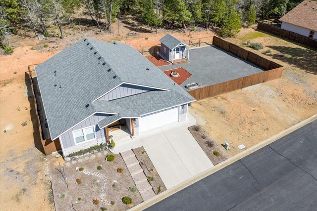 353 Cedar Ridge Drive, Cave Junction, OR 97523
