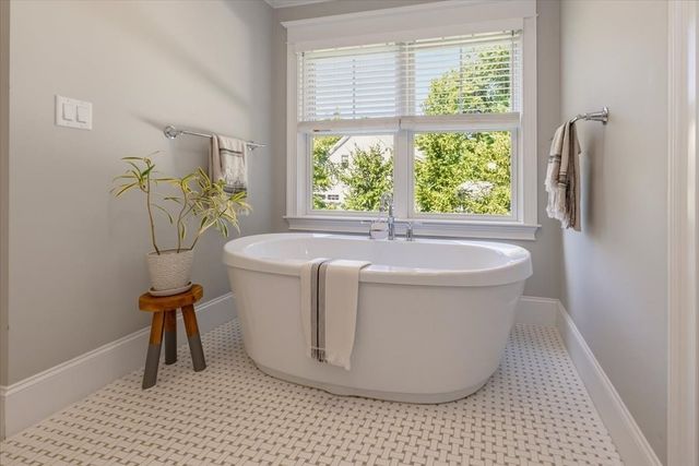 322 Maynard Rd., Sudbury, MA 01776