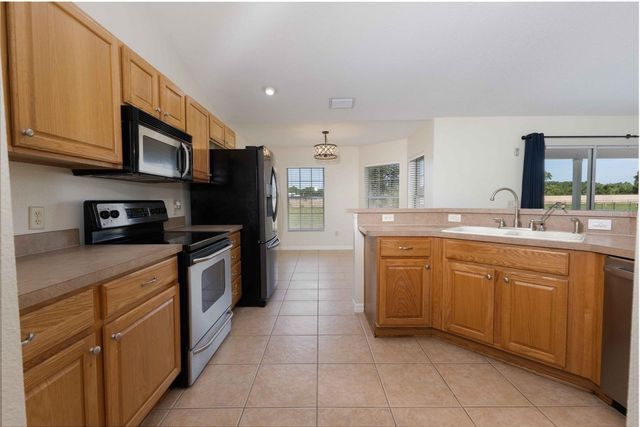 9170 COUNTY ROAD 128D ROAD, Wildwood, FL 34785