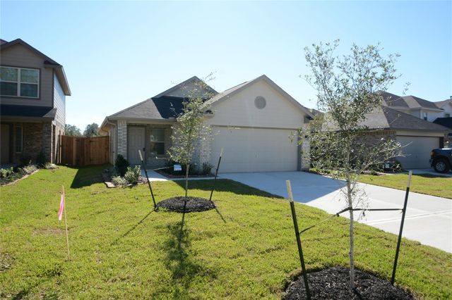 1319 Winding Willow Drive, Pinehurst, TX 77362