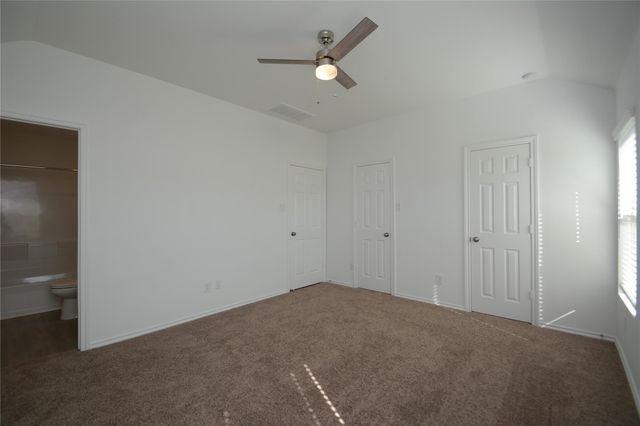 1319 Winding Willow Drive, Pinehurst, TX 77362