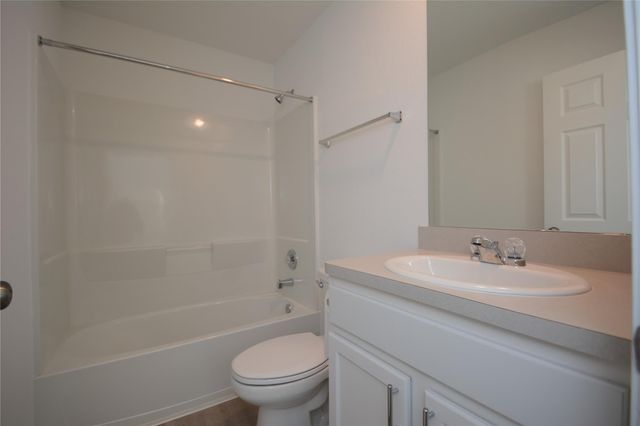 1319 Winding Willow Drive, Pinehurst, TX 77362