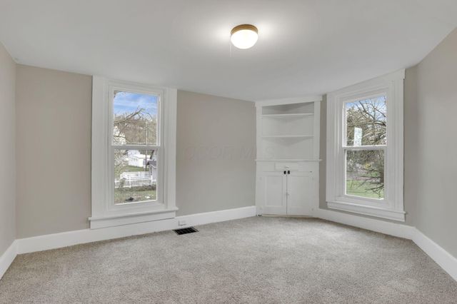 713 Moxahala Avenue, Zanesville, OH 43701