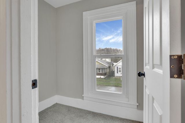 713 Moxahala Avenue, Zanesville, OH 43701
