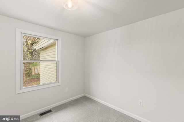81 HUGHES DR, Abbottstown, PA 17301