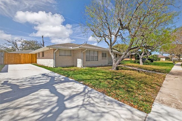 418 Sheridan Dr, Corpus Christi, TX 78412
