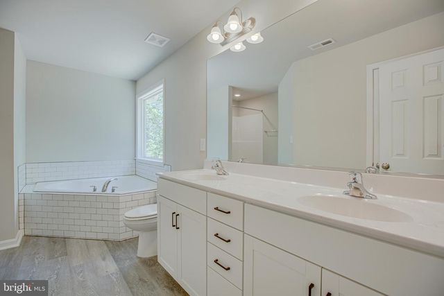 282 CIRCLE LN, Colonial Beach, VA 22443