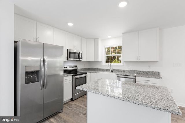 282 CIRCLE LN, Colonial Beach, VA 22443