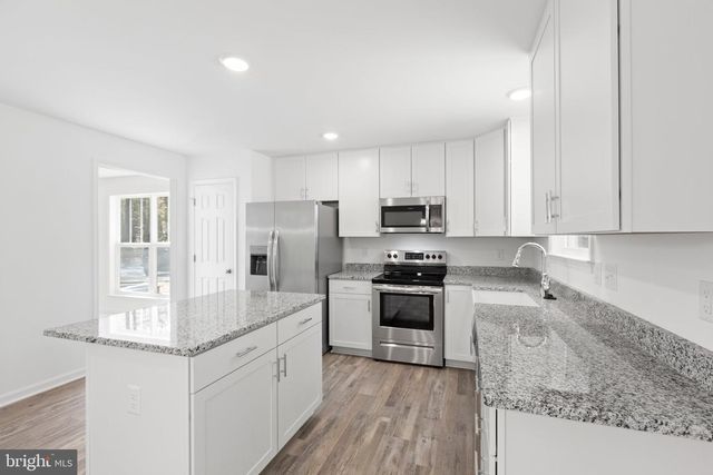 282 CIRCLE LN, Colonial Beach, VA 22443