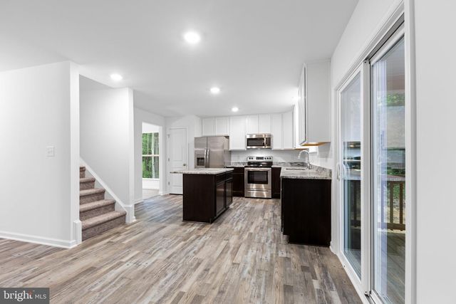 282 CIRCLE LN, Colonial Beach, VA 22443