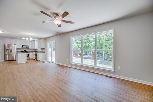 282 CIRCLE LN, Colonial Beach, VA 22443