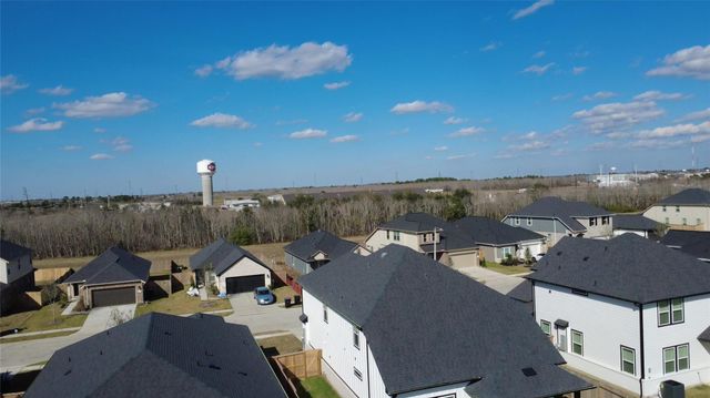 225 Magnolia Laurel Drive, Alvin, TX 77511