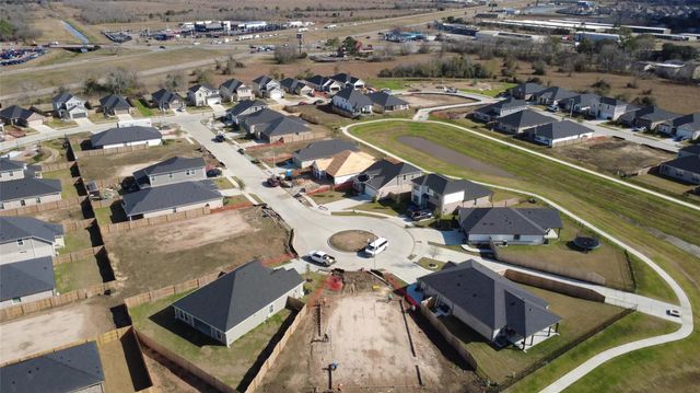 225 Magnolia Laurel Drive, Alvin, TX 77511