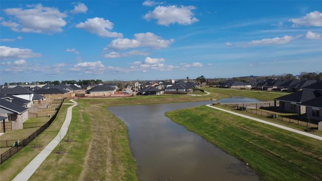 225 Magnolia Laurel Drive, Alvin, TX 77511