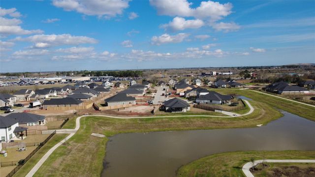 225 Magnolia Laurel Drive, Alvin, TX 77511